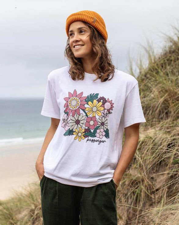 Passenger kvinner floral bloom resirkulert bomull oversized t-skjorte hvit 06024989