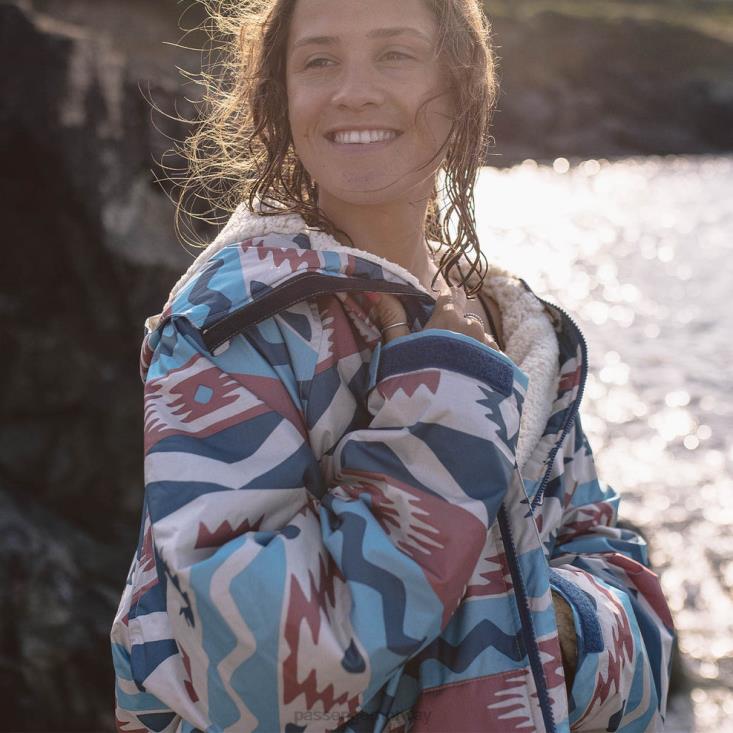 Passenger unisex roaming resirkulert sherpa fôret skiftende kappe multi geo stripe koraller 06024610
